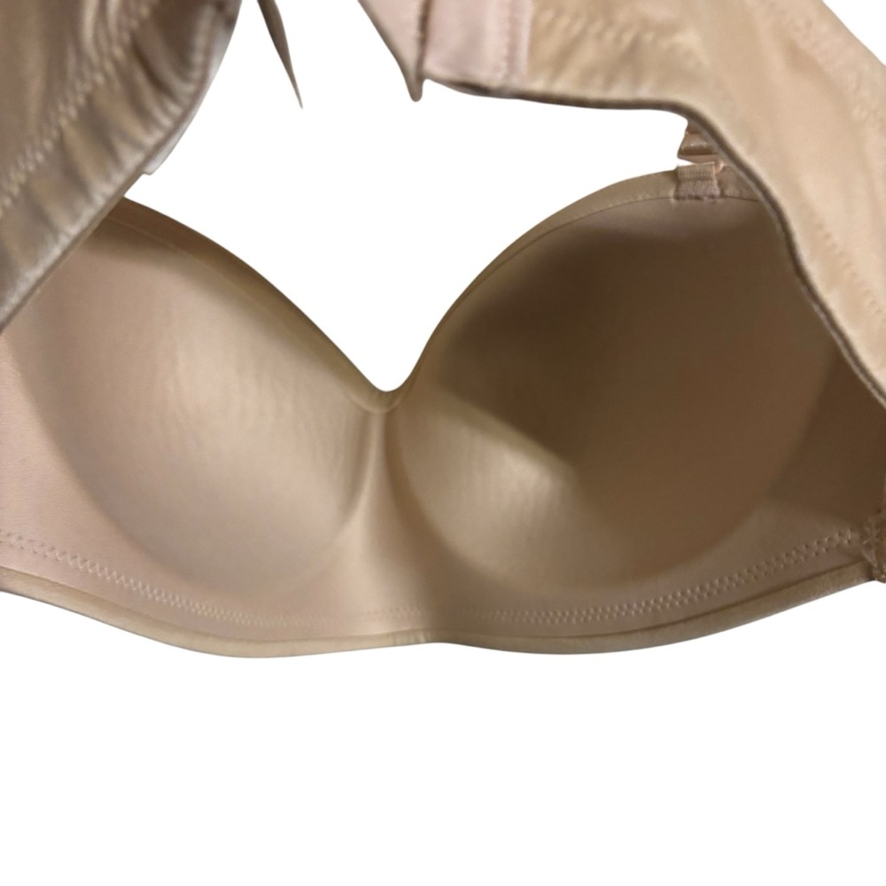 Wacoal Staying Power Convertible Strapless‎ Wireless Bra Size 38B - Picture 6 of 8